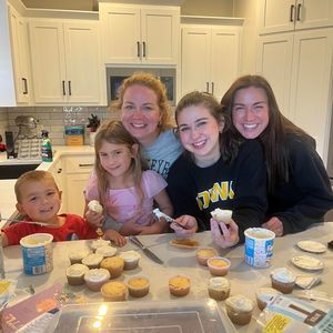 Meet your Posher, Nanci